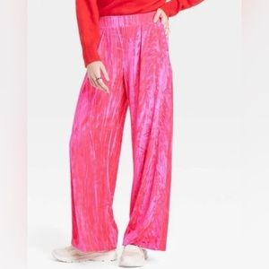 A New Day VIBRANT PINK VELVET pants - worn ONCE